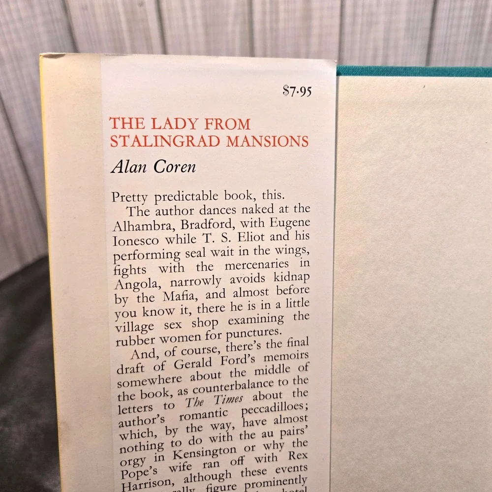 The Lady from Stalingrad Mansions‎ by Alan Coren 1977 Vintage Comedy Novel Book